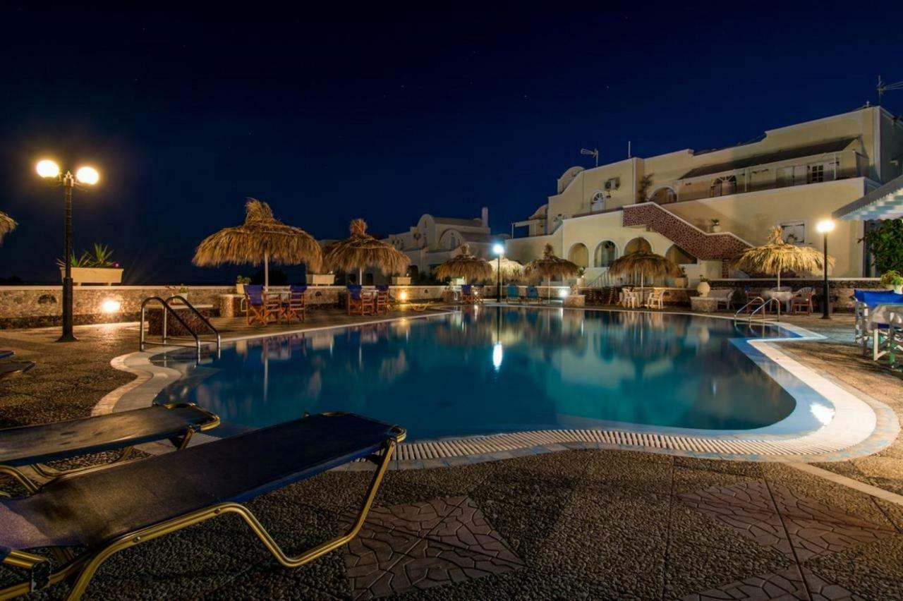 Sea Side Perivolos Hotel Exterior photo