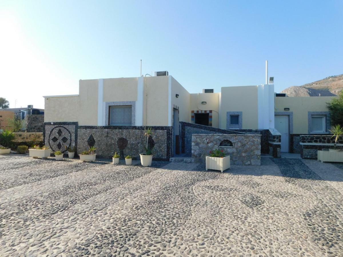 Sea Side Perivolos Hotel Exterior photo
