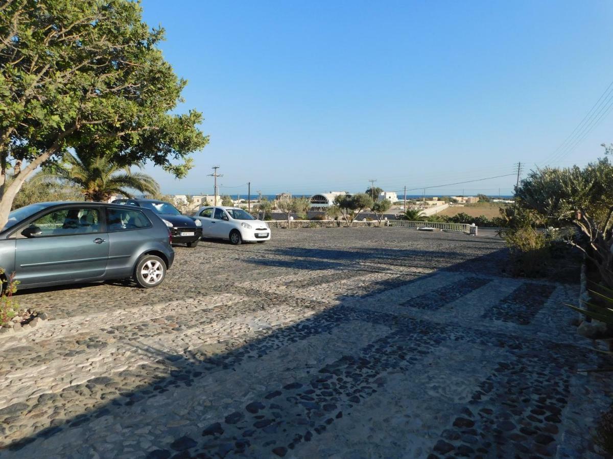 Sea Side Perivolos Hotel Exterior photo