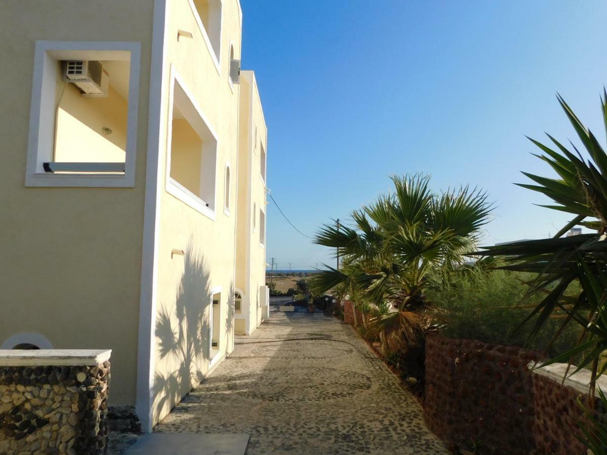 Sea Side Perivolos Hotel Exterior photo
